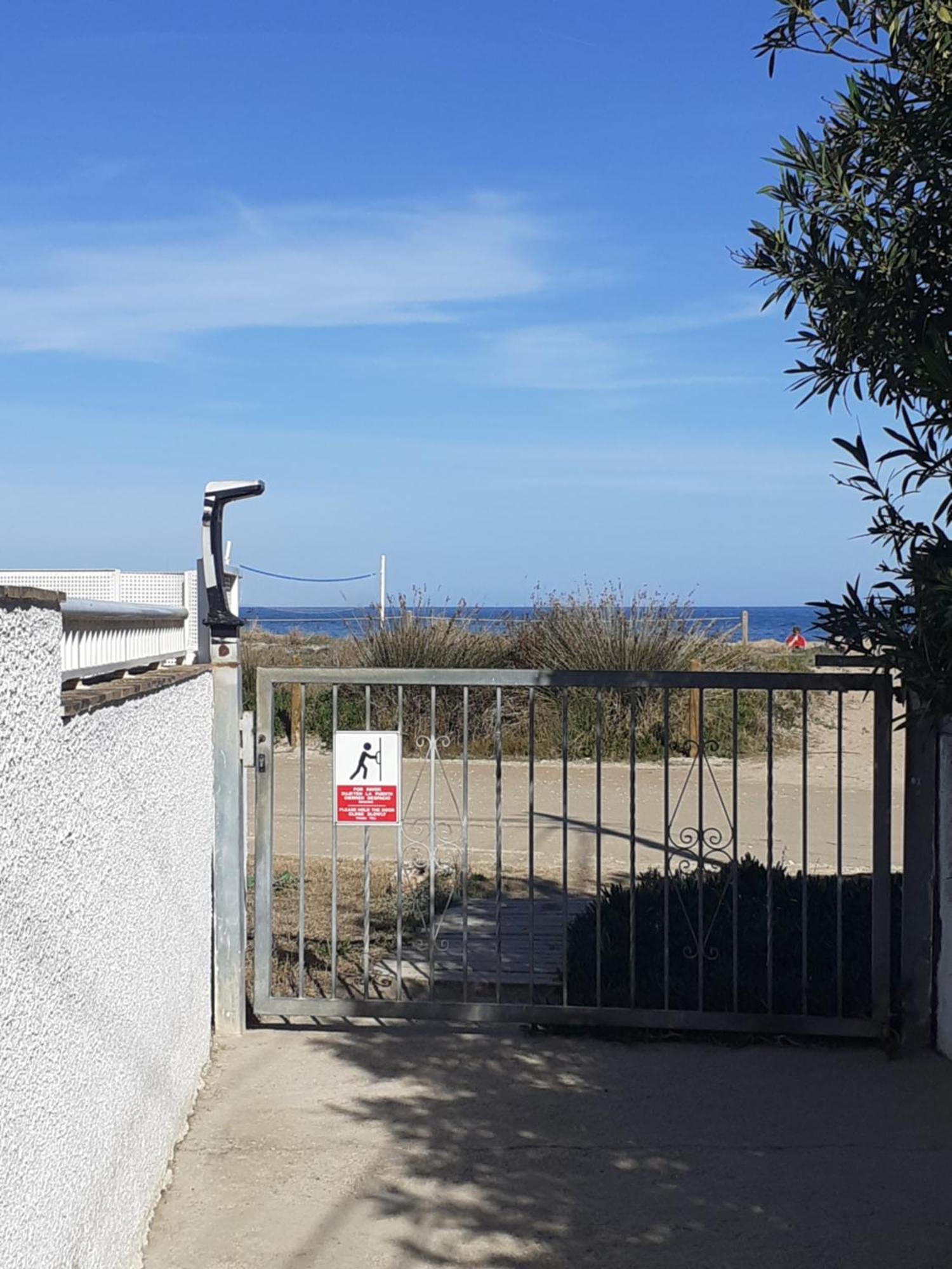 Oasis Apartments Playa Albaranas 德尼亚 外观 照片